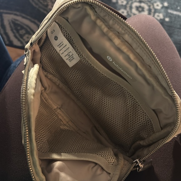 Lululemon Belt Bag- used Tan with cream emblem - Picture 2 of 2